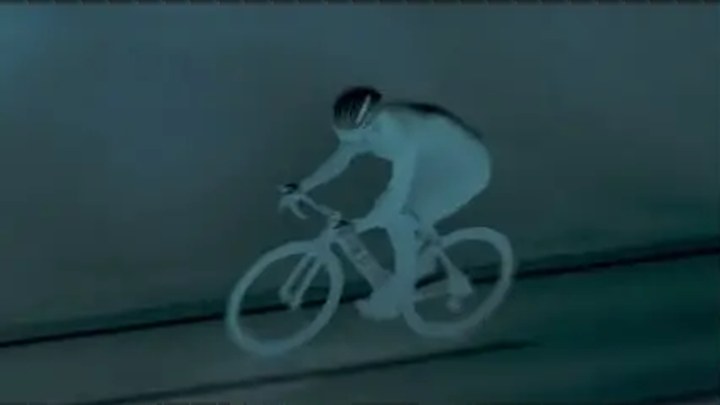 Specialized Left Foot Right Foot still 1